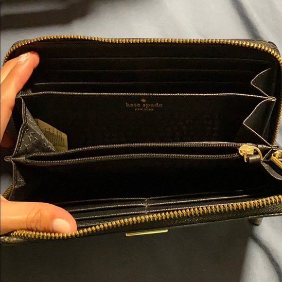 Wallet - Picture 2 of 3